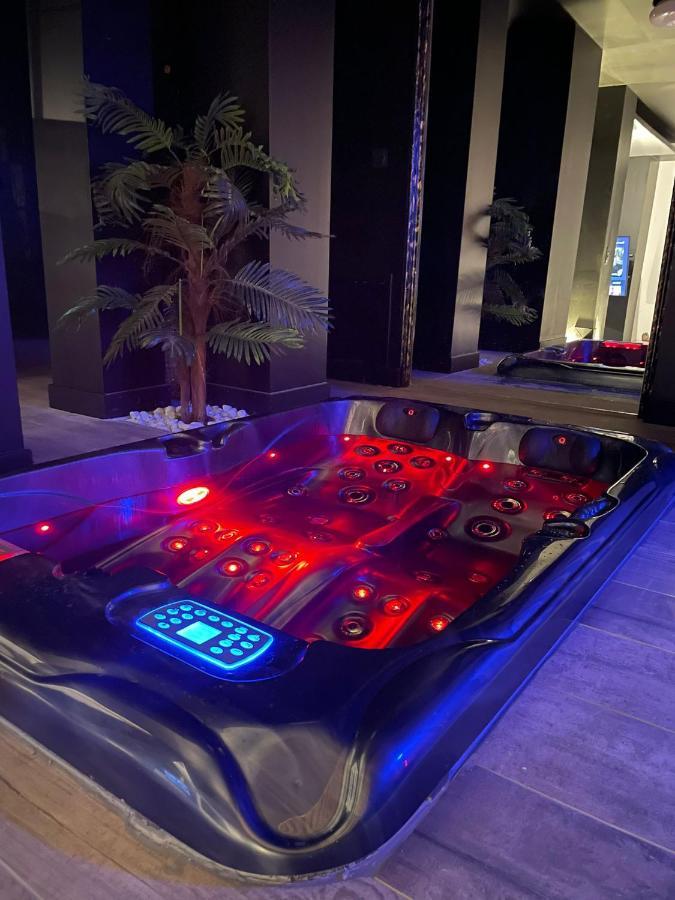 La Suite Grenoble Spa Jacuzzi Et Sauna Privatif Exteriör bild
