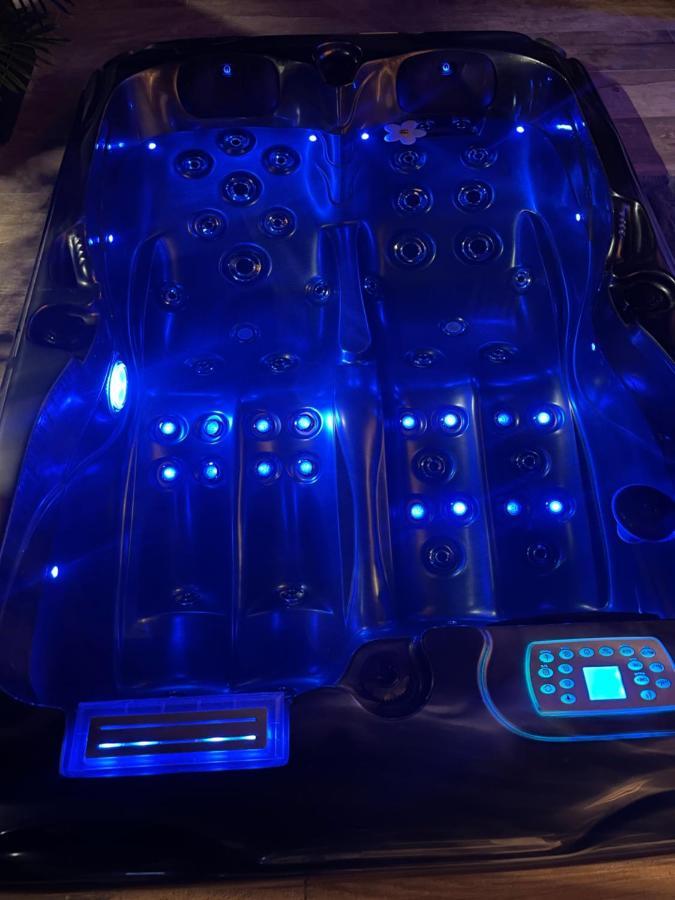 La Suite Grenoble Spa Jacuzzi Et Sauna Privatif Exteriör bild