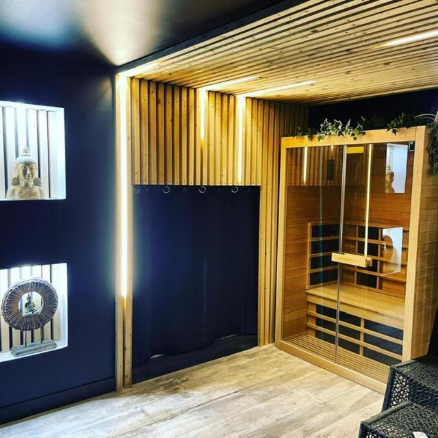 La Suite Grenoble Spa Jacuzzi Et Sauna Privatif Exteriör bild