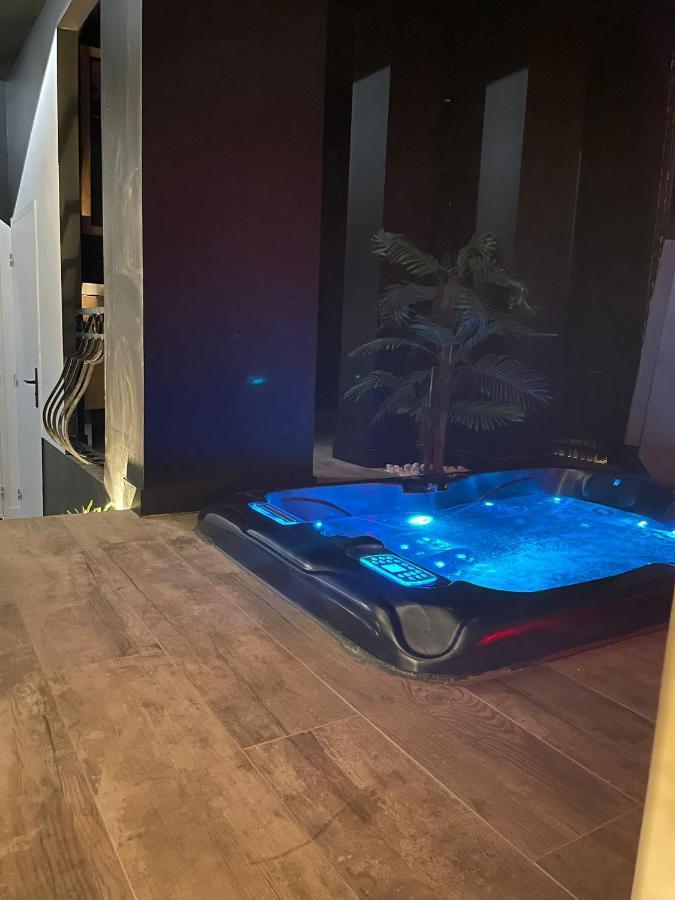 La Suite Grenoble Spa Jacuzzi Et Sauna Privatif Exteriör bild